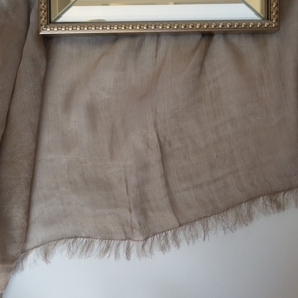 Cache | Silk Scarf 🧣 - Picture 4 of 6